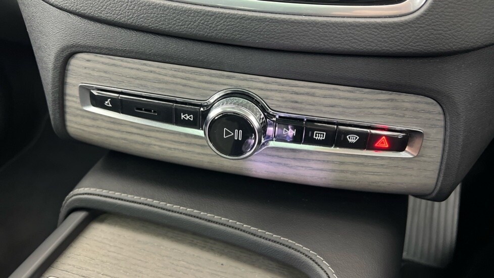 Used Volvo XC90 2023 for sale - 77818917: Photo 50