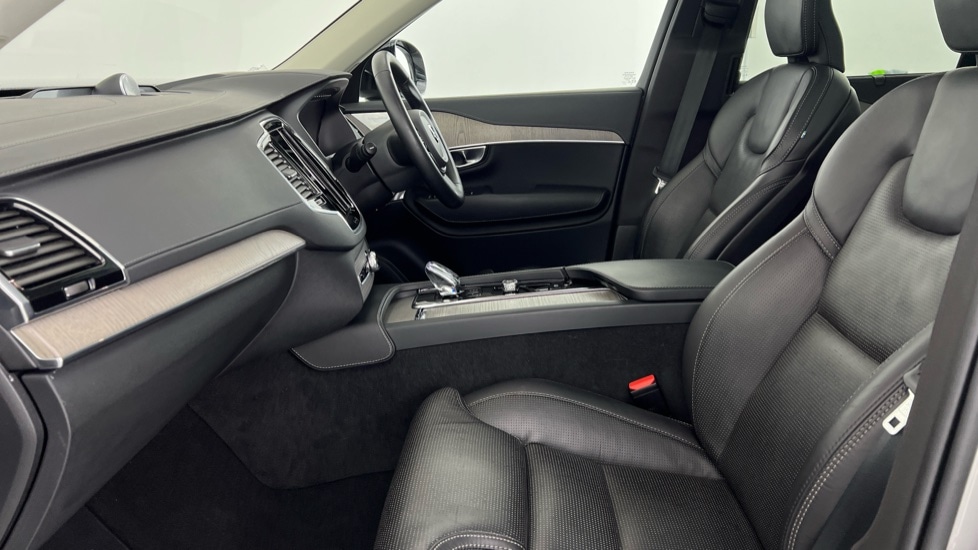 Used Volvo XC90 2023 for sale - 77818917: Photo 63