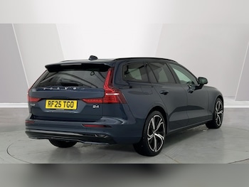 Used Volvo V60 2025 for sale - 78868356: Photo