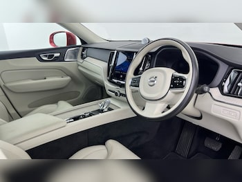 Used Volvo XC60 2022 for sale - 78762069: Photo