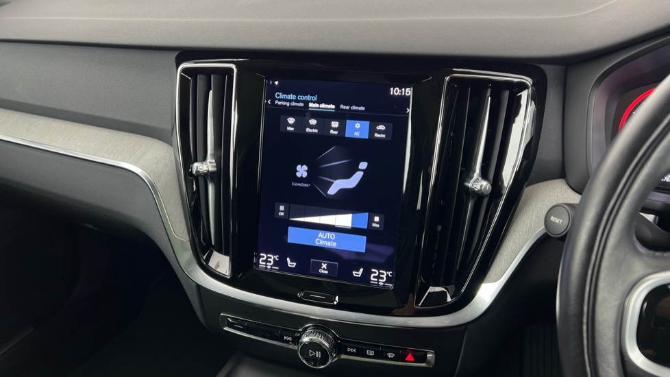 Used Volvo V60 2022 for sale - 77095361: Photo 44