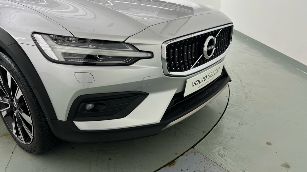 Used Volvo V60 2022 for sale - 77095361: Photo 61