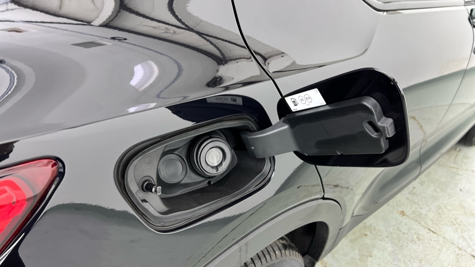 Used Volvo XC40 2023 for sale - 77978996: Photo 16