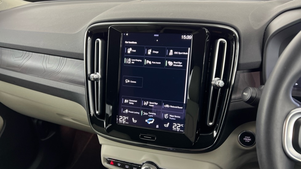 Used Volvo XC40 2023 for sale - 77978996: Photo 17