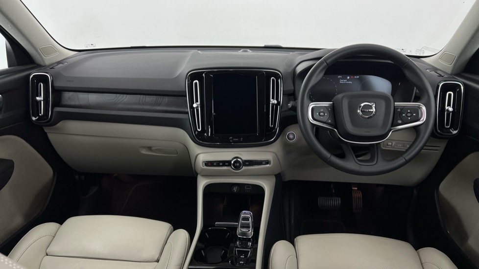 Used Volvo XC40 2023 for sale - 77978996: Photo 5