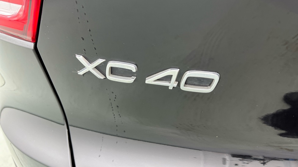 Used Volvo XC40 2023 for sale - 77978996: Photo 56