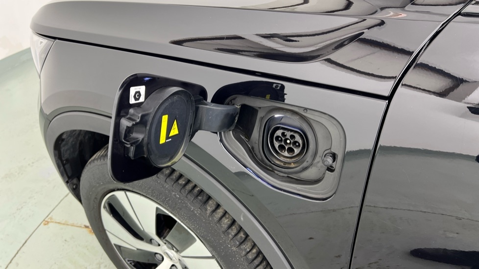 Used Volvo XC40 2023 for sale - 77978996: Photo 64