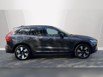 Used Volvo XC60 2024 for sale - 75467589: Photo