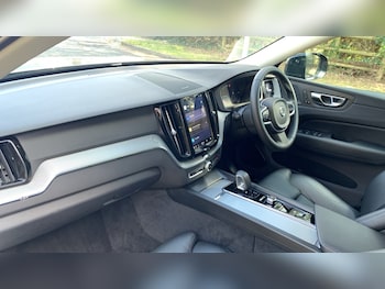 Used Volvo XC60 2024 for sale - 75467589: Photo