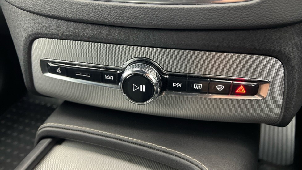 Used Volvo XC90 2021 for sale - 77512685: Photo 46