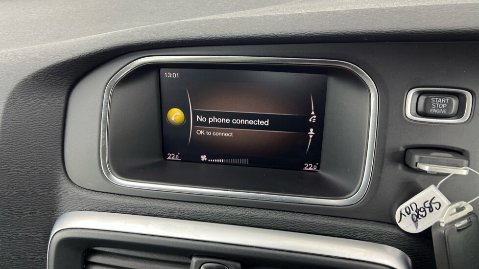 Used Volvo V40 2018 for sale - 77810235: Photo 39