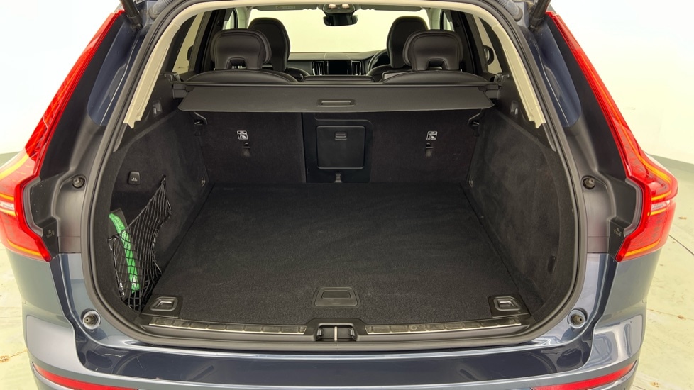 Used Volvo XC60 2023 for sale - 78008981: Photo 13