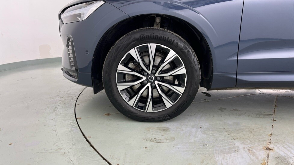 Used Volvo XC60 2023 for sale - 78008981: Photo 64