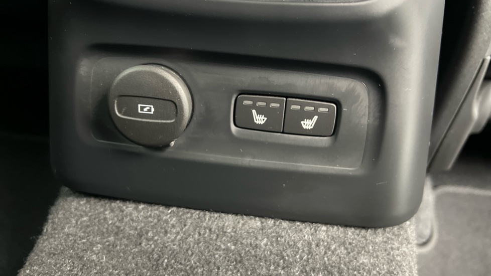 Used Volvo XC40 2022 for sale - 76722136: Photo 40