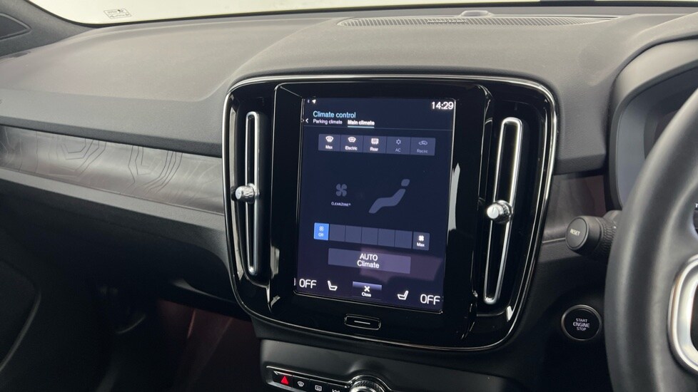 Used Volvo XC40 2022 for sale - 76722136: Photo 43