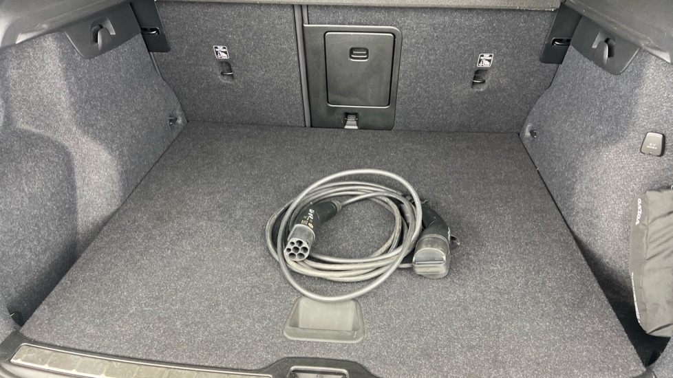 Used Volvo XC40 2022 for sale - 76722136: Photo 54