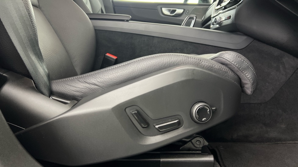 Used Volvo XC60 2024 for sale - 76095938: Photo 29