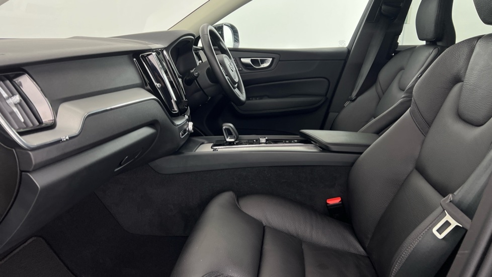 Used Volvo XC60 2024 for sale - 76095938: Photo 54