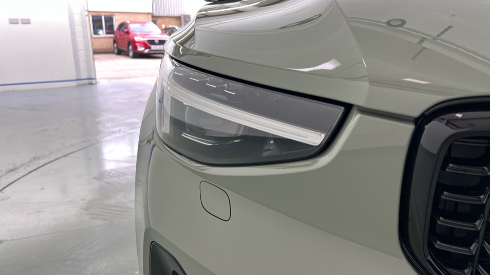 Used Volvo XC40 2025 for sale - 76116866: Photo 61