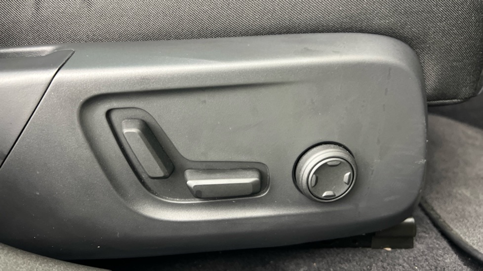 Used Polestar Polestar 2 2025 for sale - 76208944: Photo 40