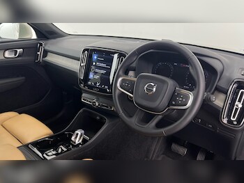 Used Volvo XC40 2018 for sale - 75467526: Photo