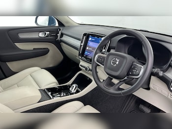 Used Volvo XC40 2024 for sale - 78377491: Photo