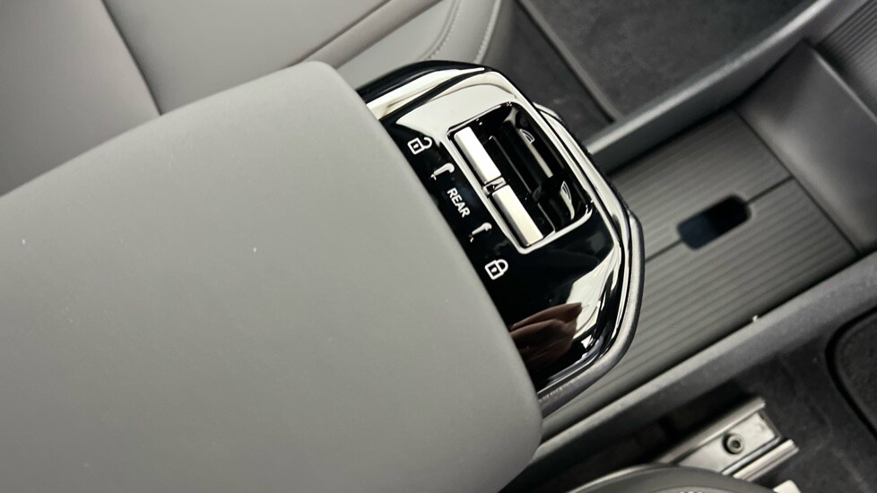 Used Volvo EX30 2025 for sale - 77055607: Photo 24