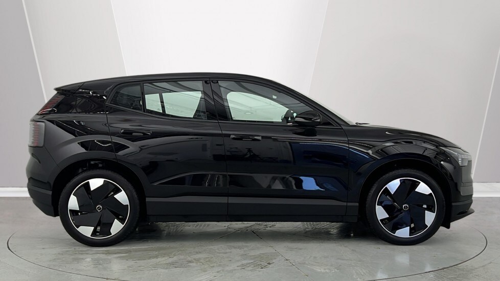 Used Volvo EX30 2025 for sale - 77055607: Photo 3