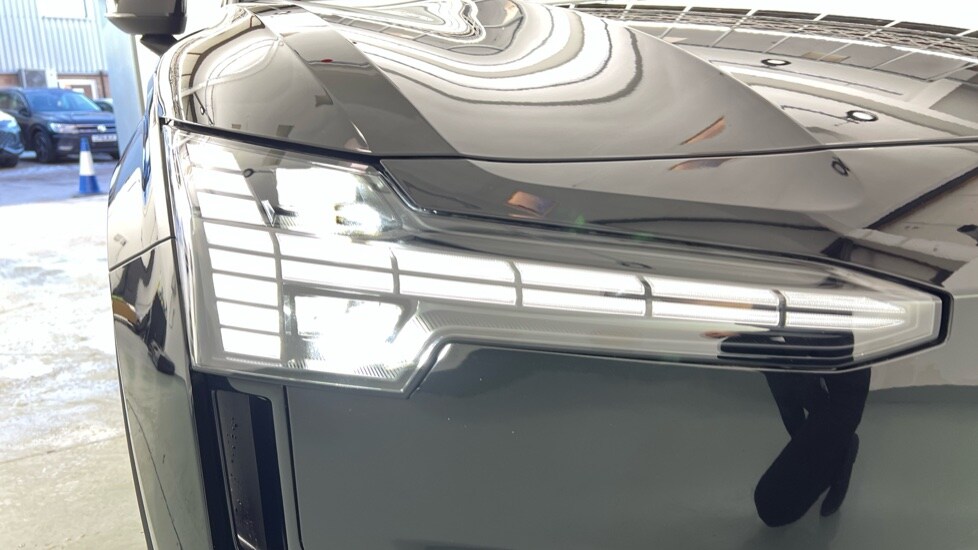 Used Volvo EX30 2025 for sale - 77055607: Photo 54