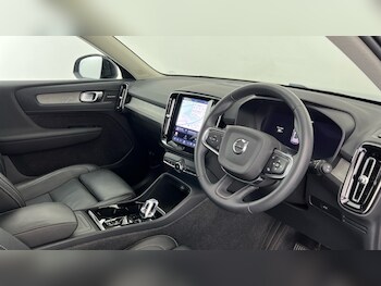 Used Volvo XC40 2023 for sale - 78656639: Photo