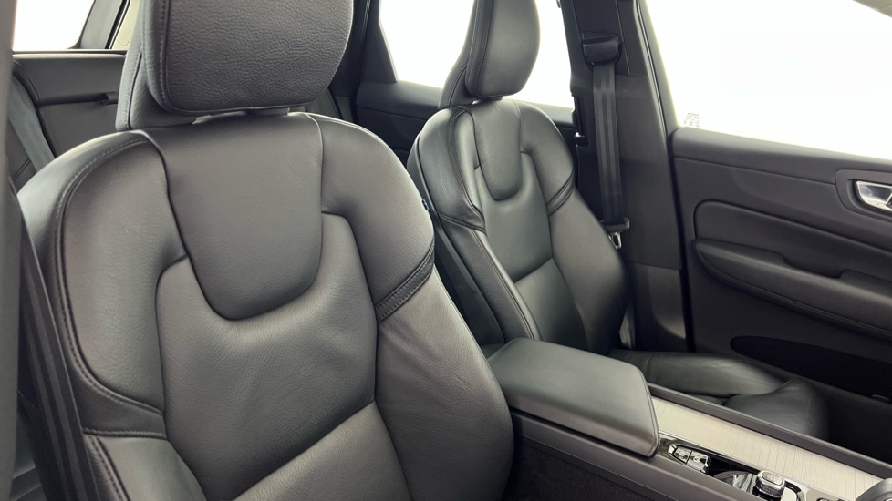 Used Volvo XC60 2023 for sale - 77239472: Photo 38