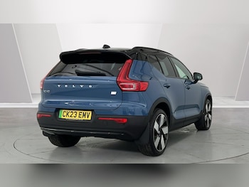 Used Volvo XC40 2023 for sale - 78463699: Photo