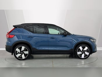Used Volvo XC40 2023 for sale - 78463699: Photo