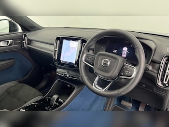 Used Volvo XC40 2023 for sale - 78463699: Photo
