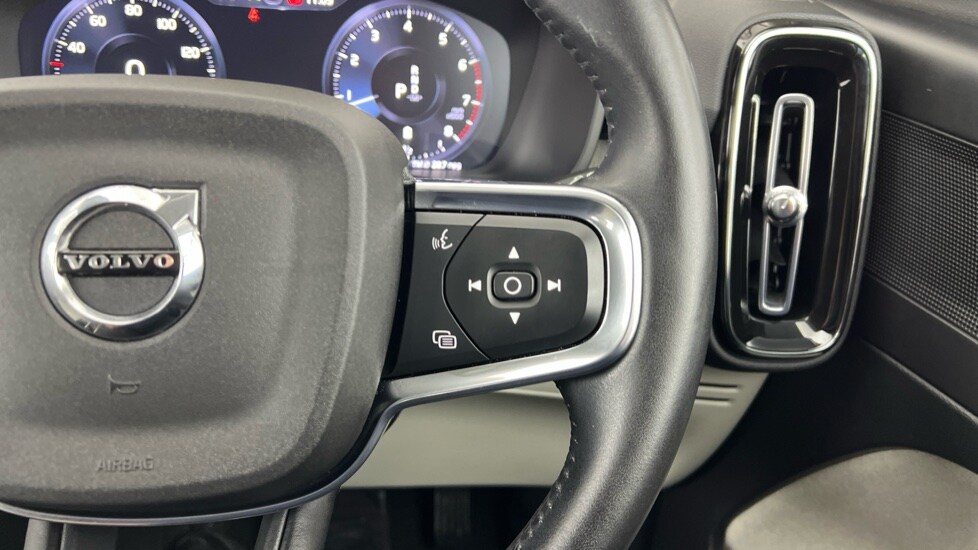 Used Volvo XC40 2020 for sale - 77959893: Photo 22