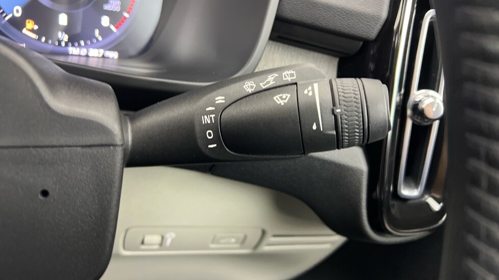 Used Volvo XC40 2020 for sale - 77959893: Photo 23