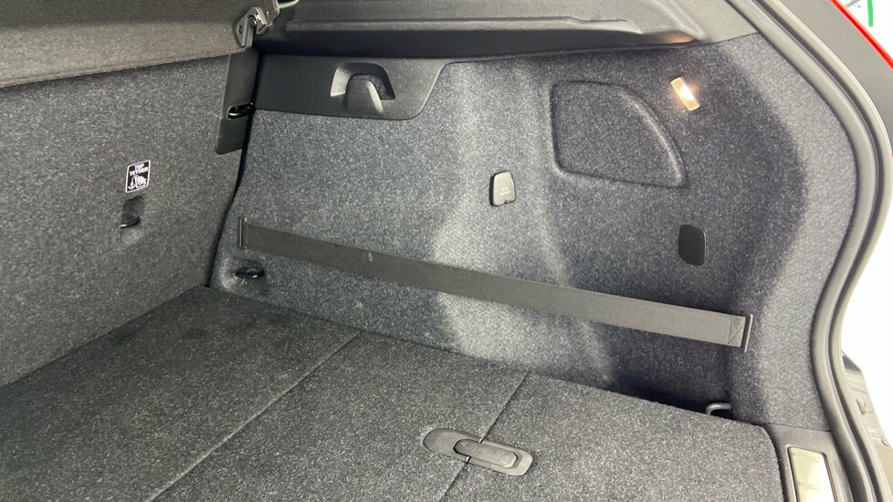 Used Volvo XC40 2020 for sale - 77959893: Photo 52