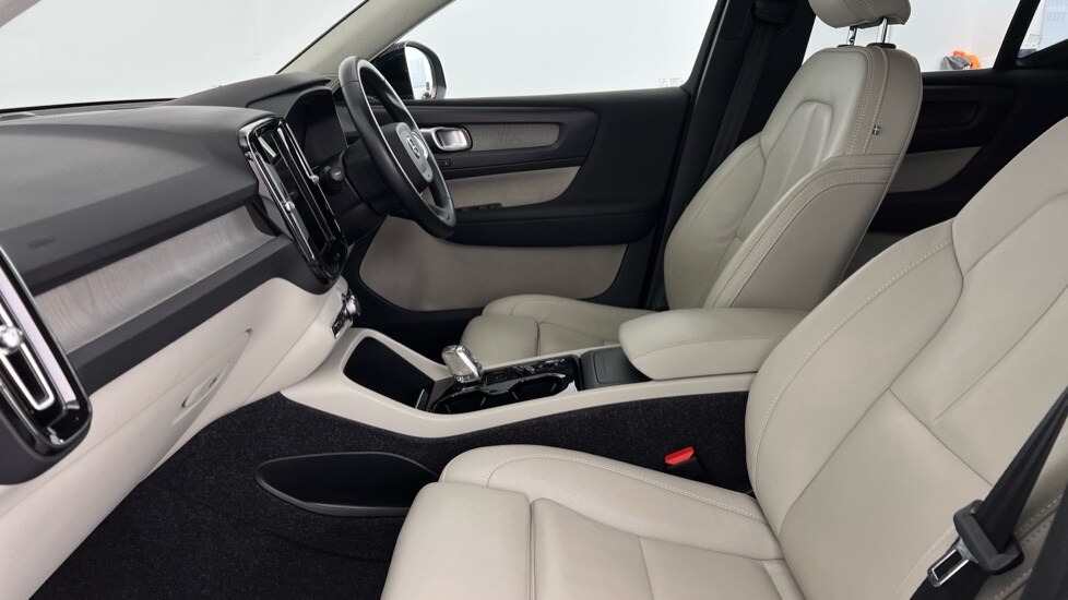 Used Volvo XC40 2020 for sale - 77959893: Photo 56