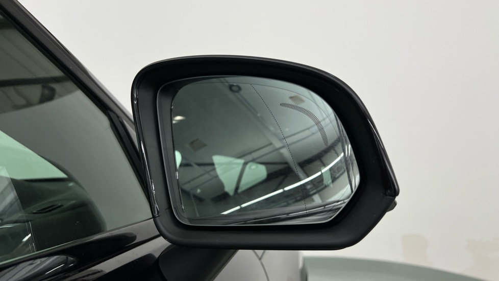 Used Volvo XC40 2024 for sale - 77178129: Photo 32