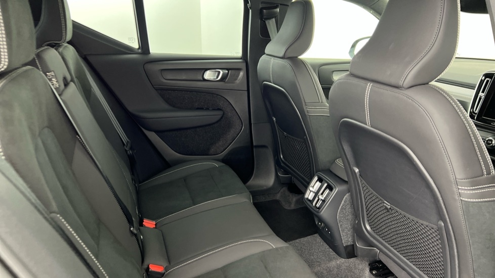 Used Volvo XC40 2024 for sale - 77178129: Photo 6