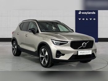 Used Volvo XC40 2023 for sale - 78729816: Photo