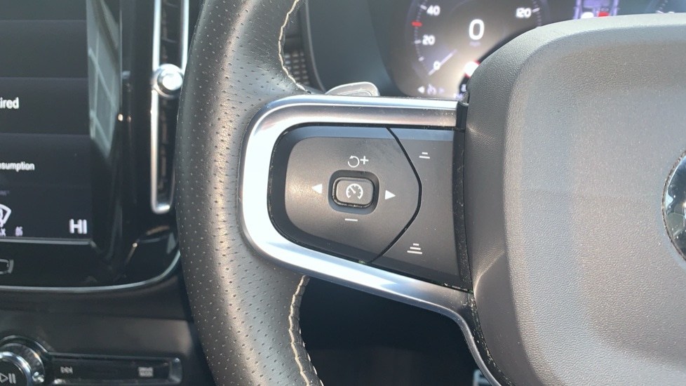 Used Volvo XC40 2020 for sale - 76130750: Photo 18