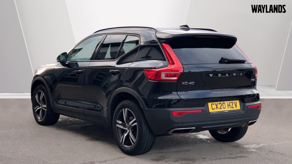Used Volvo XC40 2020 for sale - 76130750: Photo 2