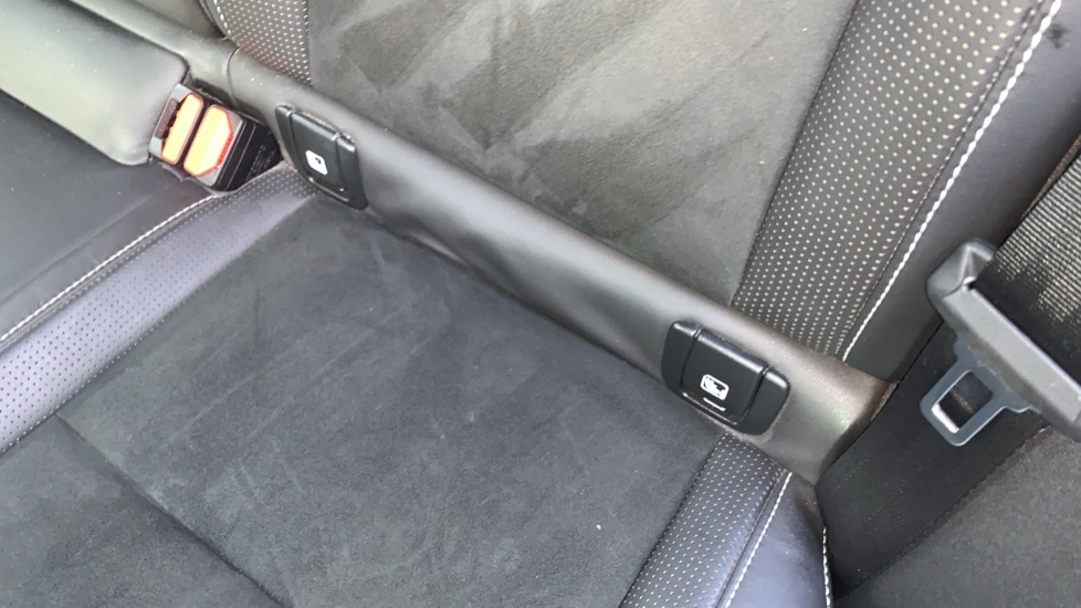 Used Volvo XC40 2020 for sale - 76130750: Photo 28