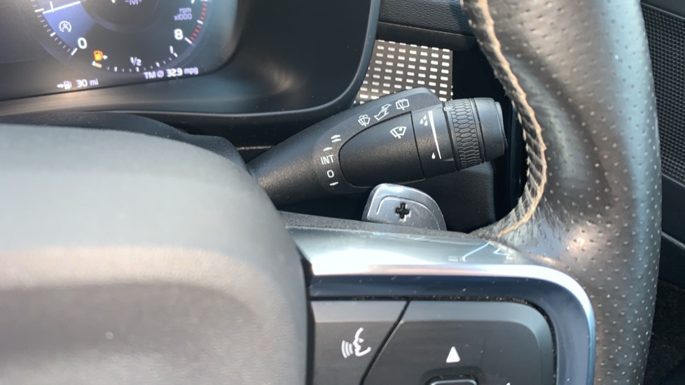 Used Volvo XC40 2020 for sale - 76130750: Photo 32