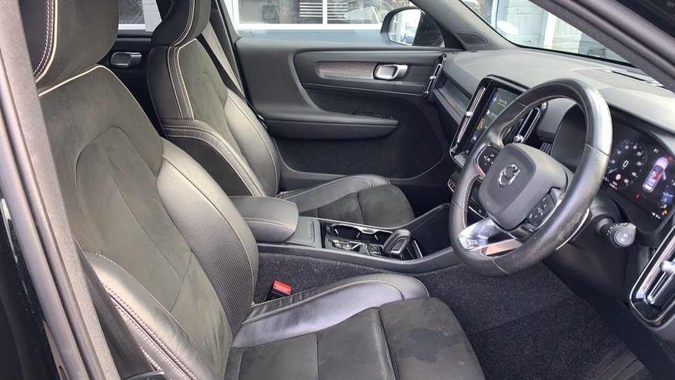 Used Volvo XC40 2020 for sale - 76130750: Photo 9