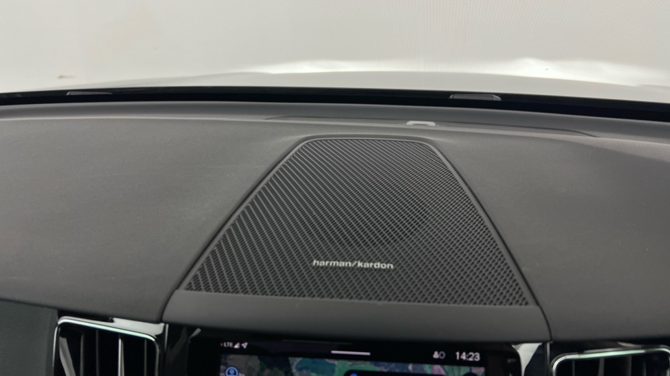 Used Volvo XC60 2025 for sale - 77428150: Photo 26