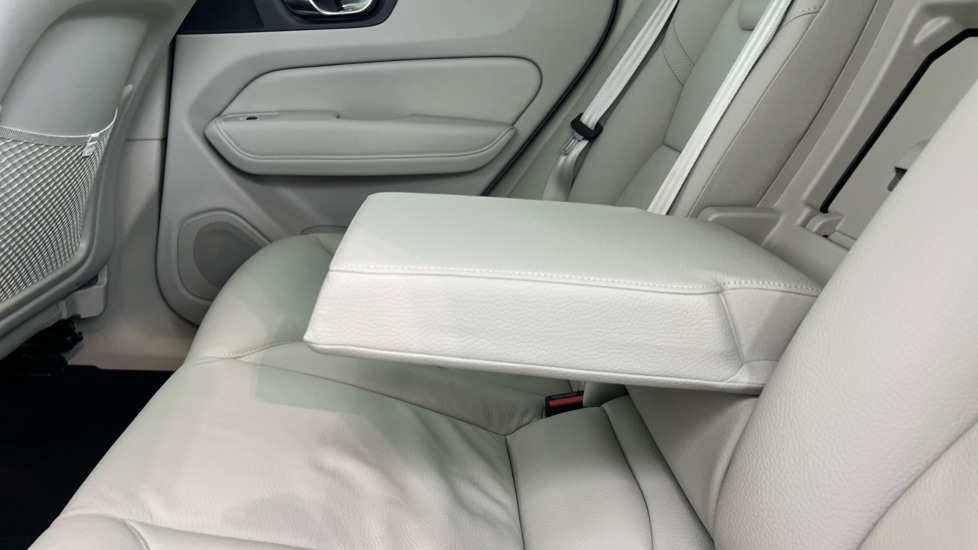 Used Volvo XC60 2025 for sale - 77428150: Photo 34