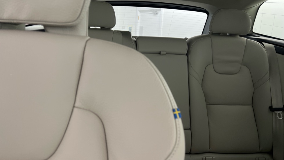 Used Volvo XC60 2025 for sale - 77428150: Photo 37