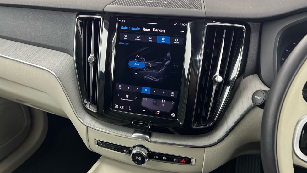 Used Volvo XC60 2025 for sale - 77428150: Photo 47